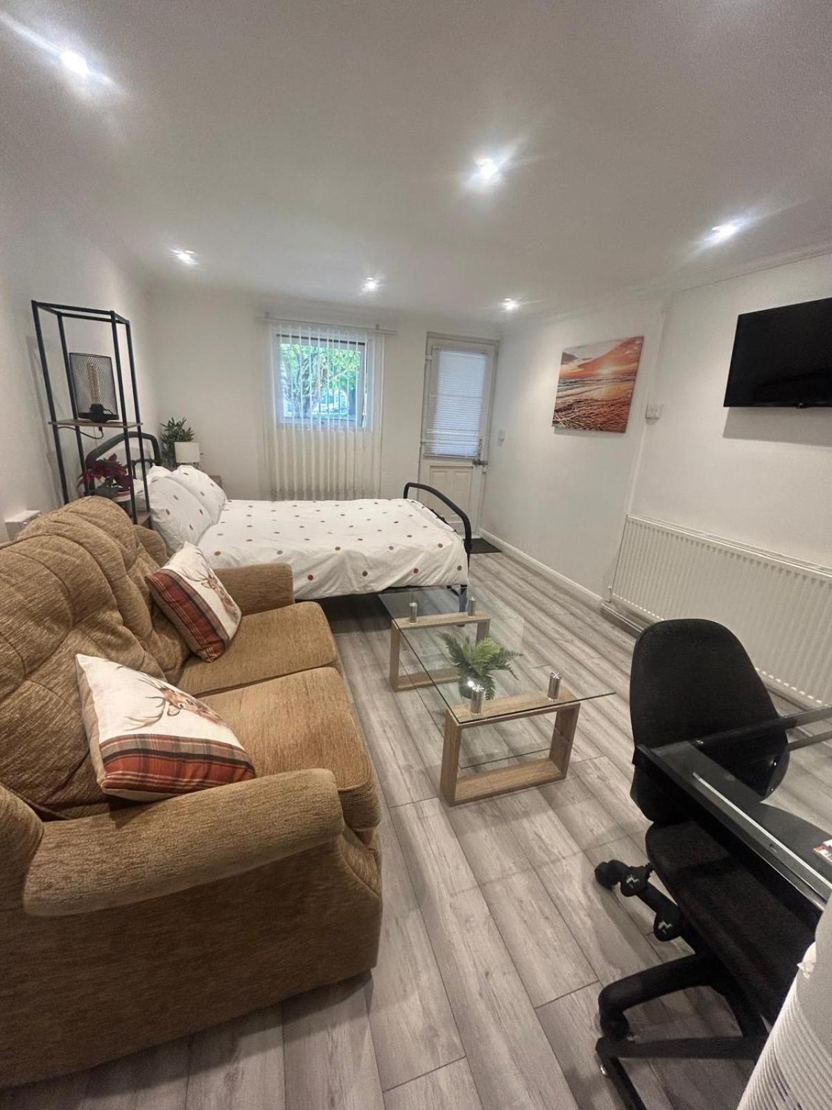 Adorable 1-Bedroom Entire Place With Free Parking Cambridge Exterior foto