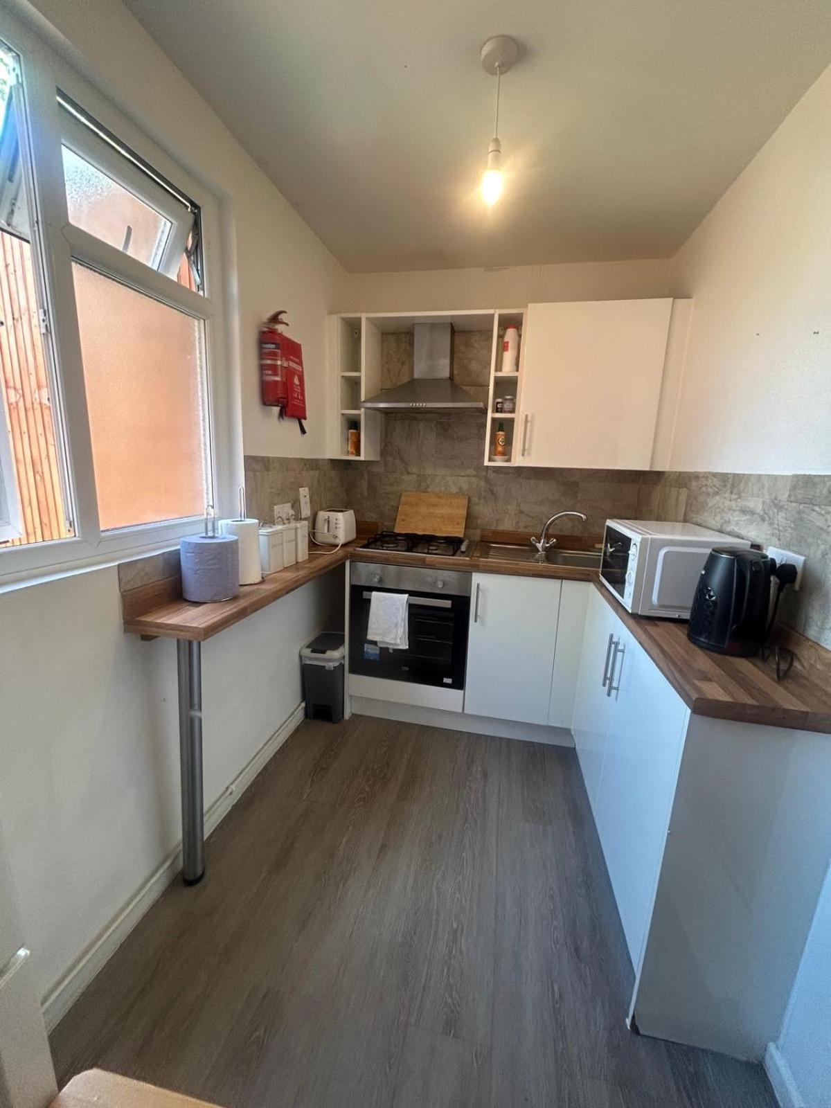 Adorable 1-Bedroom Entire Place With Free Parking Cambridge Exterior foto